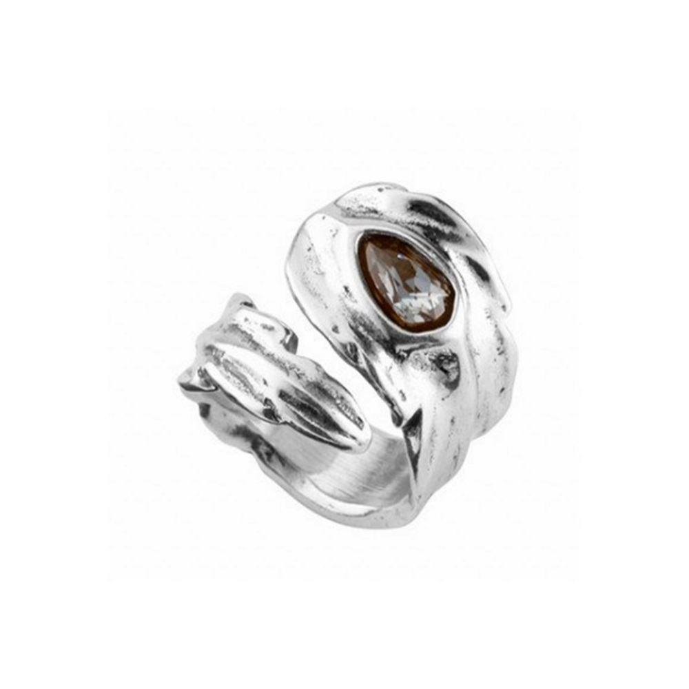 Uno de 50 “Look at me” ring